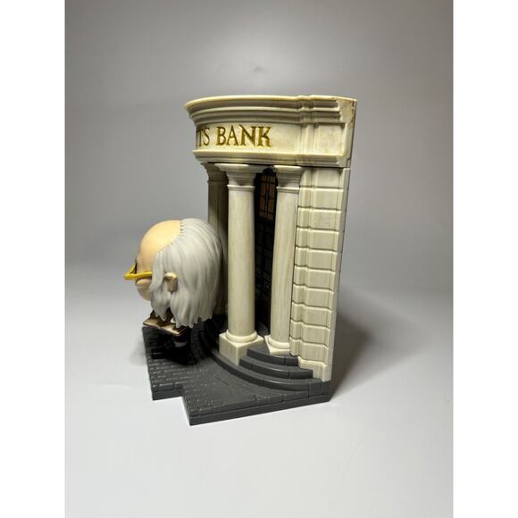 Funko Pop! Deluxe: Harry Potter - Gringotts Head Goblin At Gringotts Bank - Picture 3 of 8